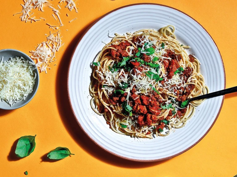 Recept på lättlagad lakto-ovo vegetarisk spagetti Bolognese