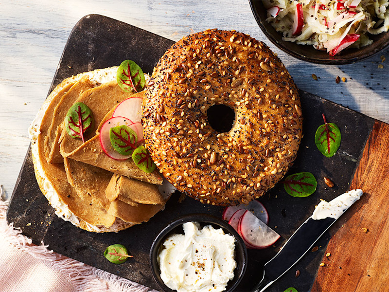 Quorn Meat-Free Roast Beef Slices Bagel | Quorn