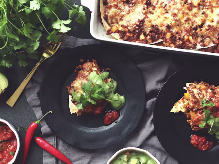 Tacolasagne med Quorn Färs och krämig guacamole