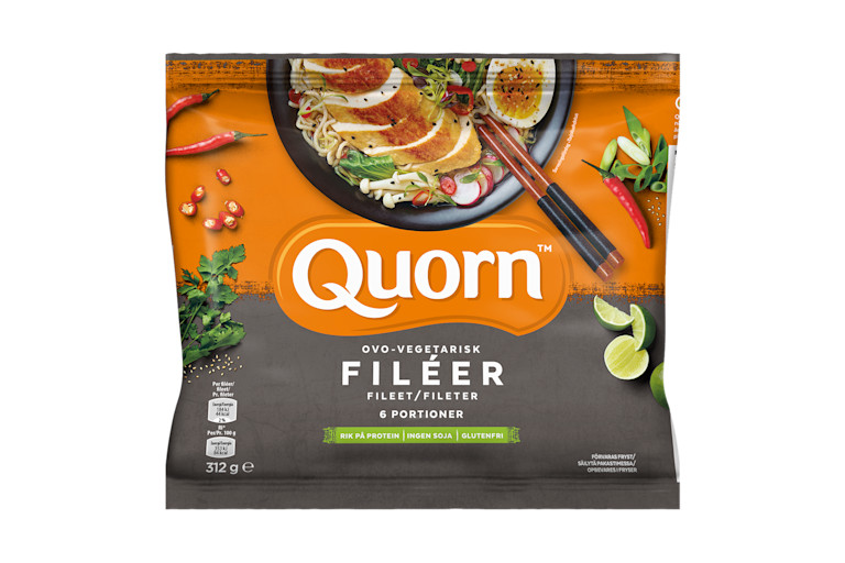 A bag of Quorn Fillets showing the prepared product and information on an orange and charcoal background.