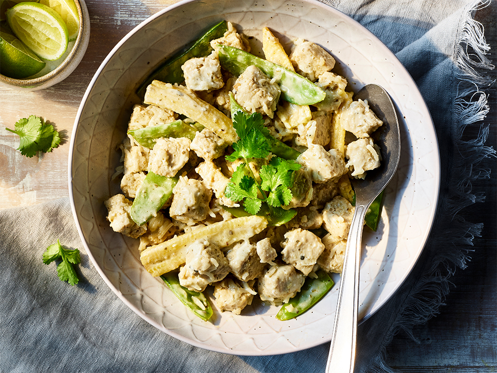 Thai green curry store with quorn