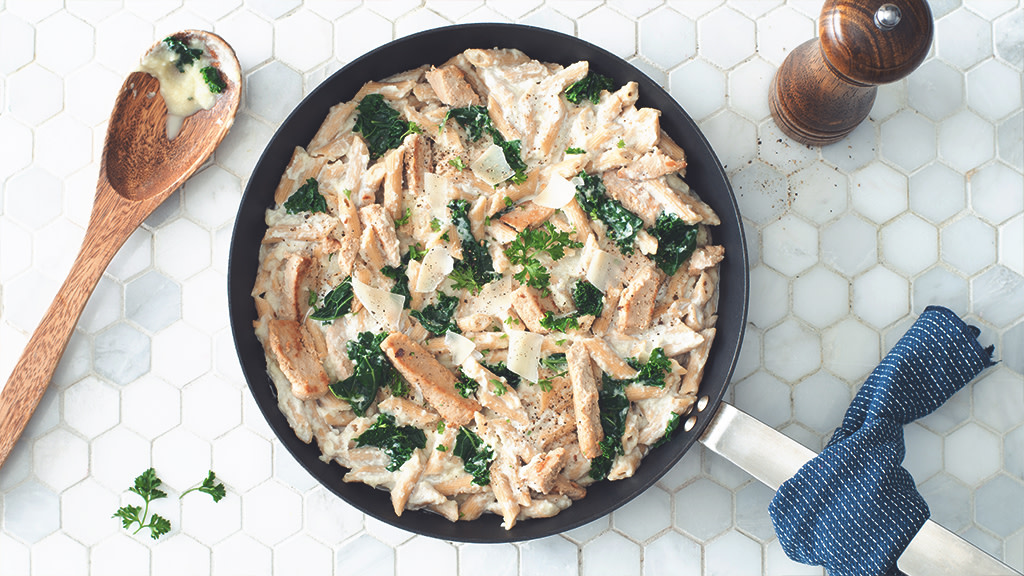 Quorn Gluten Free Pasta Alfredo with Kale