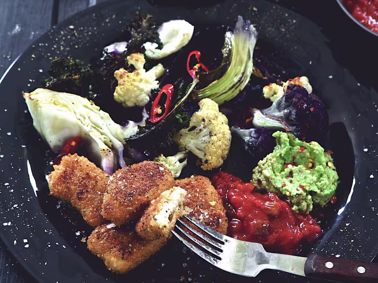 Vegetariska recept - Quorn nuggets med kål & dipp