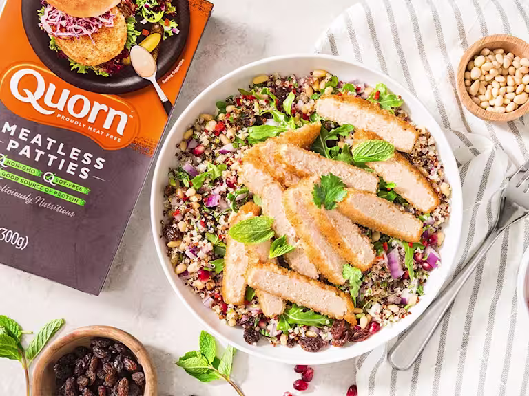 quorn herb escalope & quinoa healthy vegetarian salad recipe