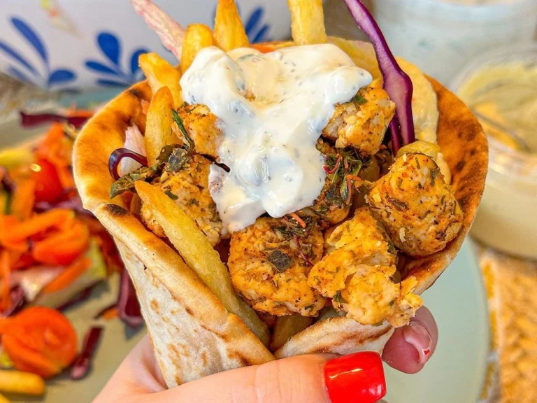 Greek-style flatbread packed with chips, marinated Quorn Vegetarian Chicken Pieces, salad, hummus and tzatziki. 
