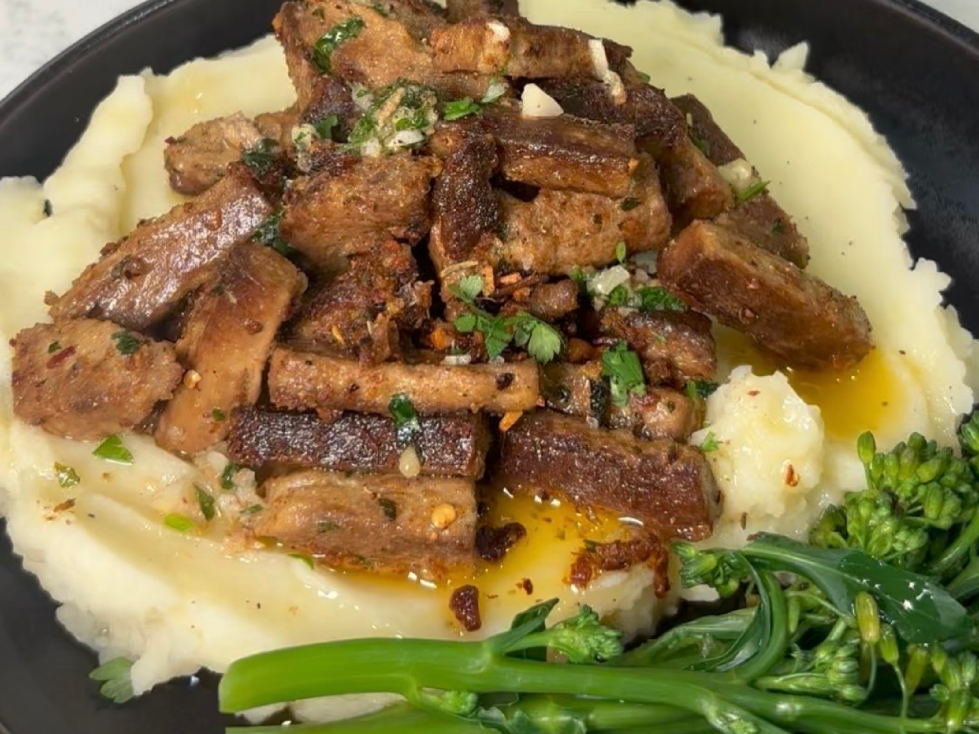 Quorn Vegetarian Strips with mashed potatoes and tenderstem broccoli