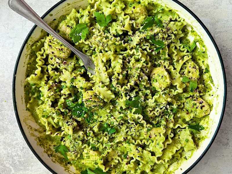 Vegetarian Spring Greens Pasta Recipe With Meat-Free Quorn Pieces