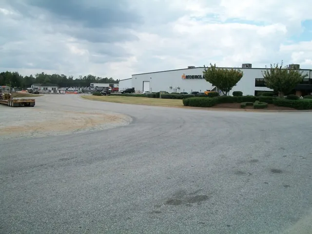 Atlanta, GA: Equipment Delivery and Pick Up - Loading Area Information - Truck Entrance 2