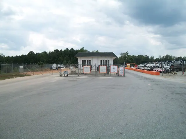 Atlanta, GA: Equipment Delivery and Pick Up - Loading Area Information - Yard Office 4
