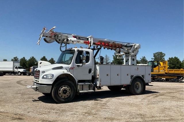 Used Auger Trucks & Digger Derrick Trucks For Sale | Ritchie Bros ...