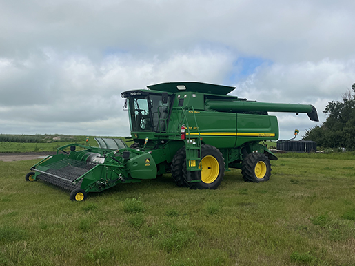 Lorne, Lynn, and Darcy Herauf - HillTop Farms
