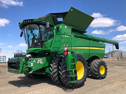Staynor Farms Ltd w/ Mad Hatter Acres Ltd
