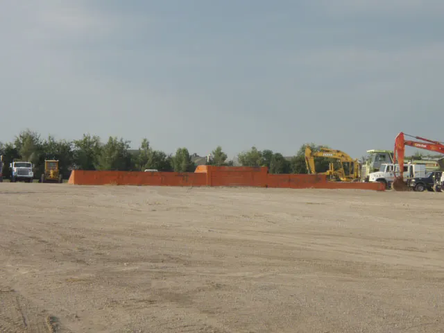 Fort Worth, TX: Equipment Delivery and Pick Up - Loading Area Information - Loading Dock 4