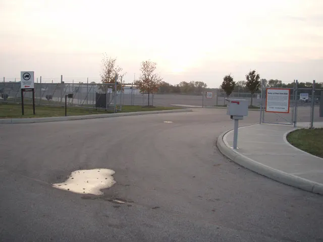 Columbus, OH: Equipment Delivery and Pick Up - Loading Area Information - Registration Building Entrance 2