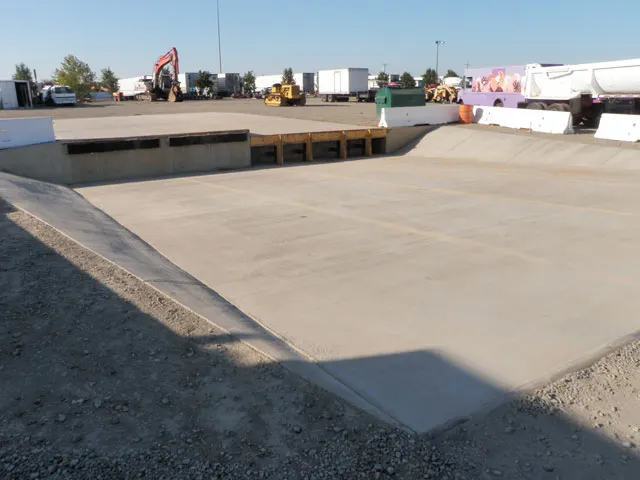 Sacramento, CA: Equipment Delivery and Pick Up - Loading Area Information - Loading Dock 3