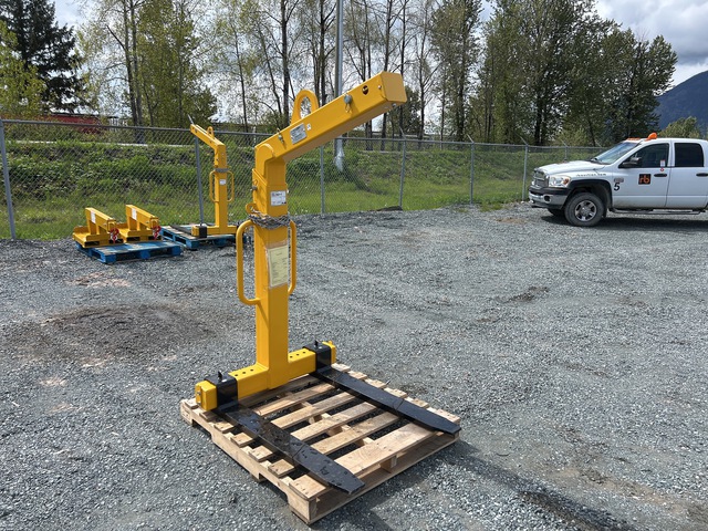 Flèche De Grue Mobile Avec Crochet Suspendu Par Un Câble Métallique