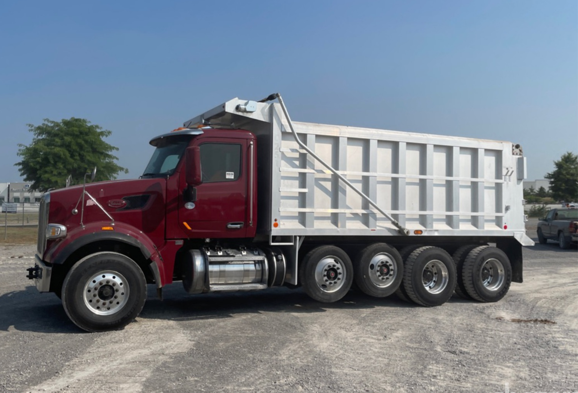 Tri Axle Dump Trucks For Sale | Ritchie Bros. Auctioneers