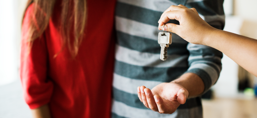 Does reporting rent increase credit score