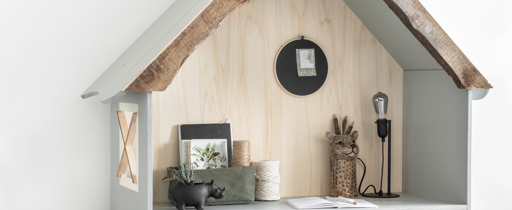 DIY bureau voor een jungle kinderkamer 