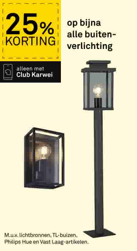 25% korting op bijna alle buitenverlichting bij Karwei. Twee zwarte buitenlampen: een wandlamp en een staande lantaarnpaal.