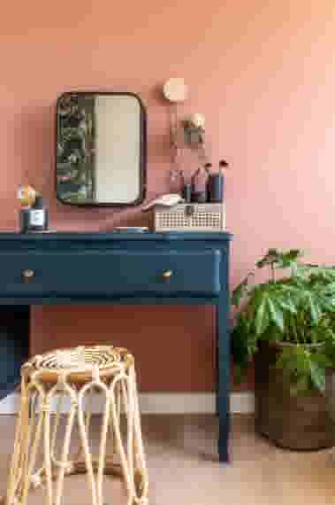 Upcyclen: van commode naar make-up tafel