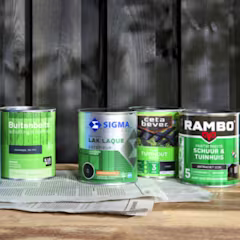 blikken buitenbeits op een trap