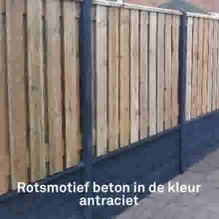 Rotsmotief beton in de kleur antraciet