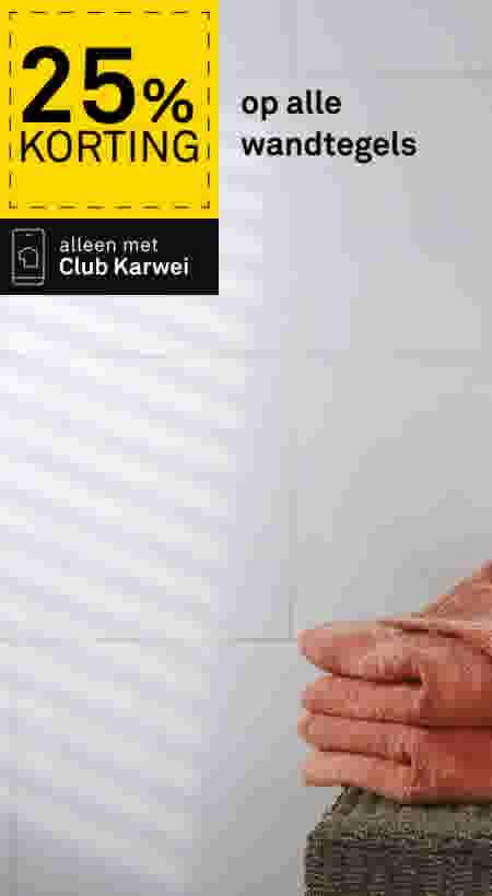 25% korting op alle wandtegels, alleen met Club Karwei. Witte wandtegels met gestapelde roze handdoeken.