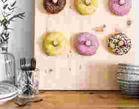 Traktatie idee: maak een donut bord 