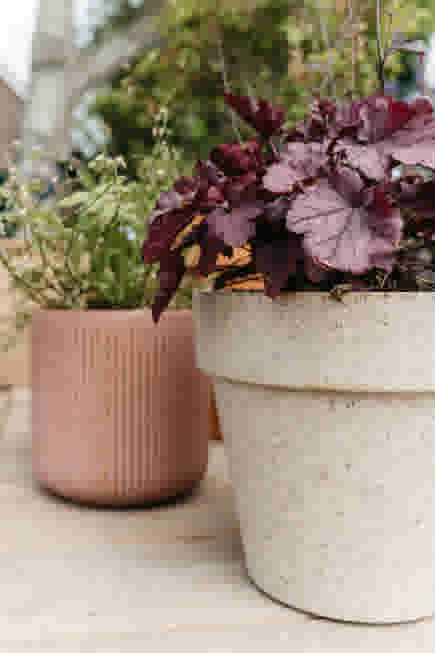 Mooie potten voor je planten kunnen overal in je tuin of op je balkon staan!