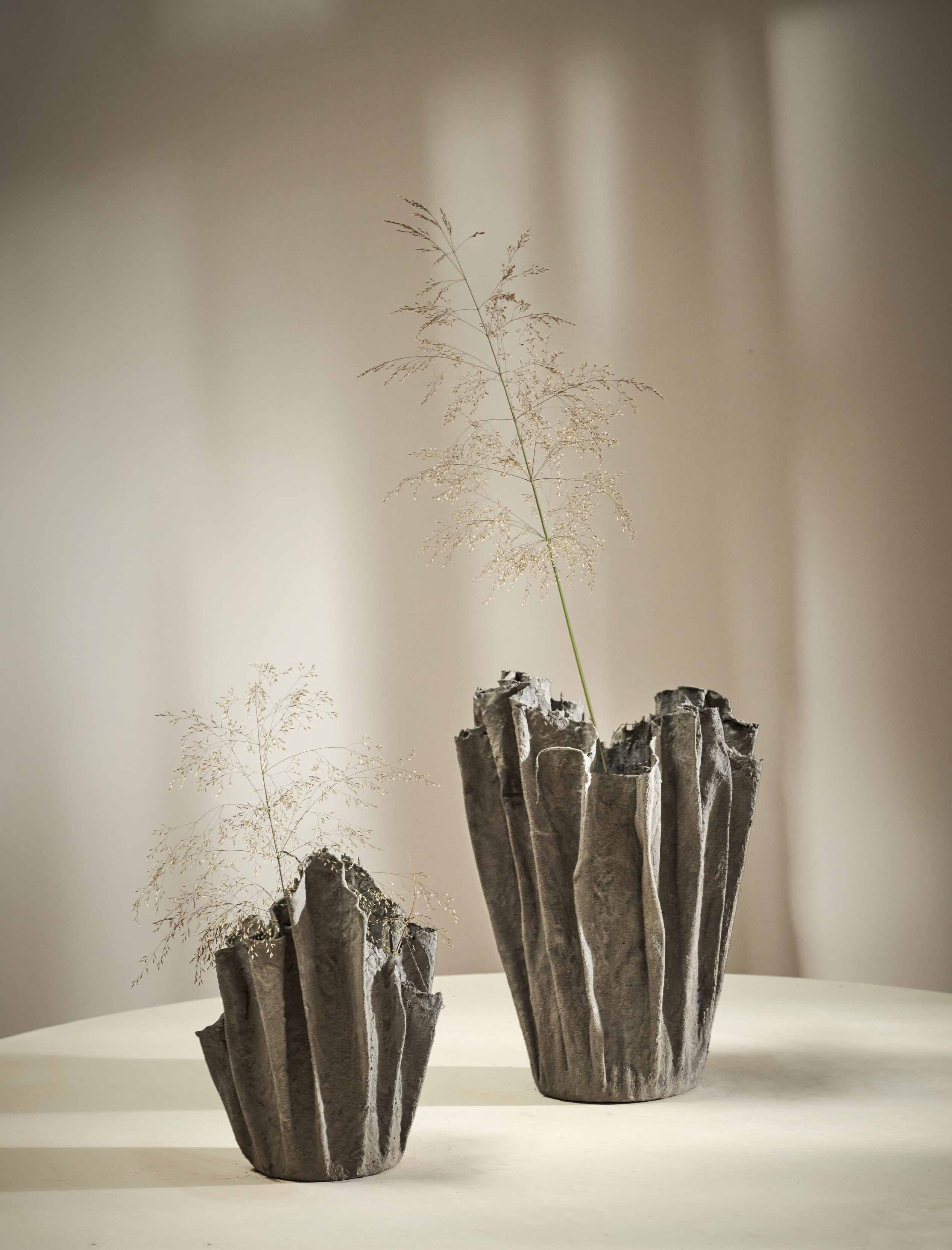 DIY: vaas maken van cement en handdoek