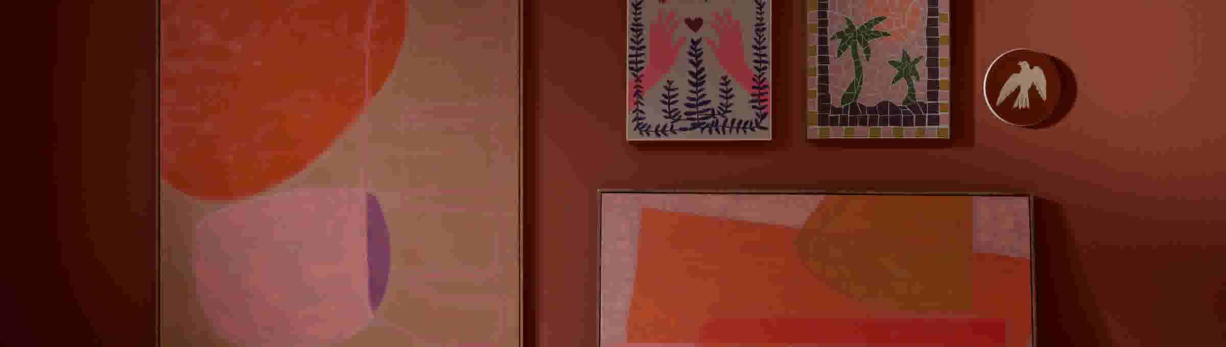 Kleurcontrasten in je woonkamer met verf