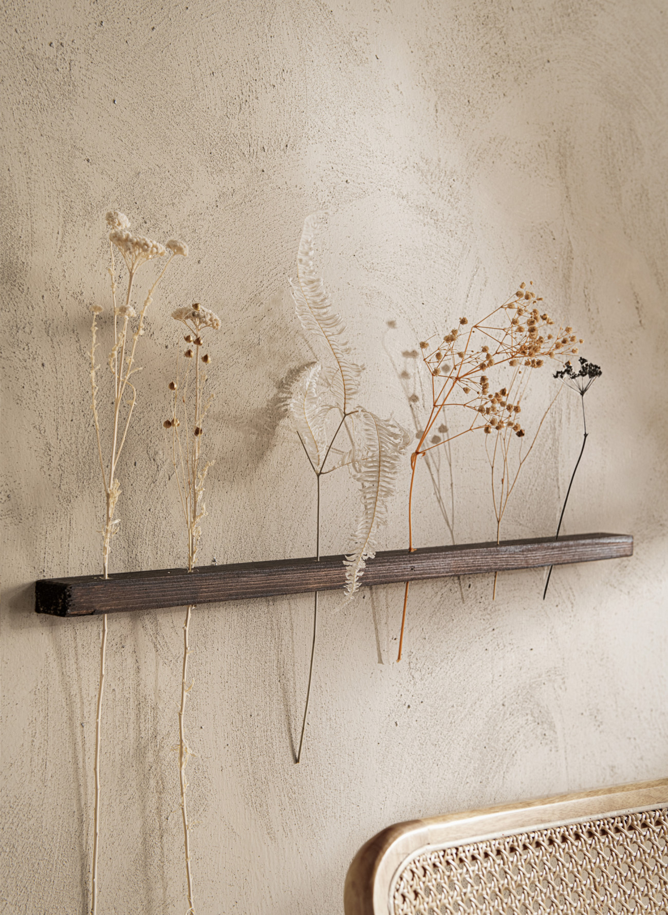 DIY Houten latje met droogbloemen maken