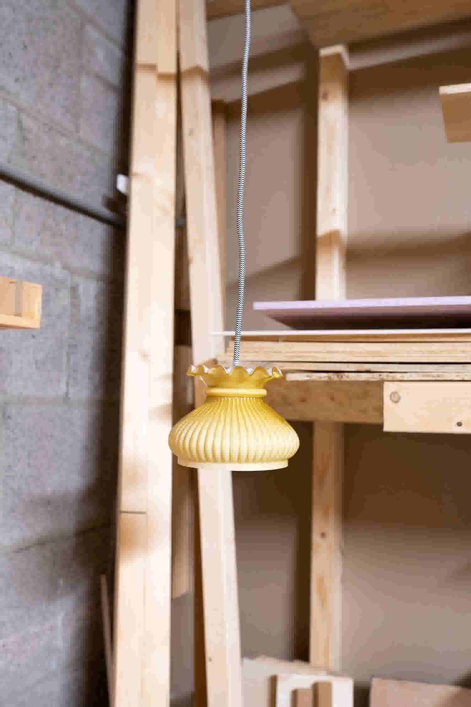Druppelen Echter hangen KARWEI | DIY hanglamp maken met glazen kapjes