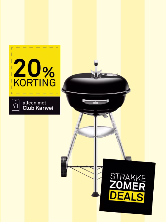 Zwarte Weber houtskoolbarbecue op zilveren poten met wielen. Aanbieding: 20% korting, alleen met Club Karwei. Strakke zomerdeals.