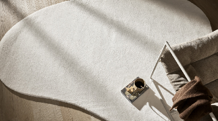 Welk vloerkleed past bij mijn bank?