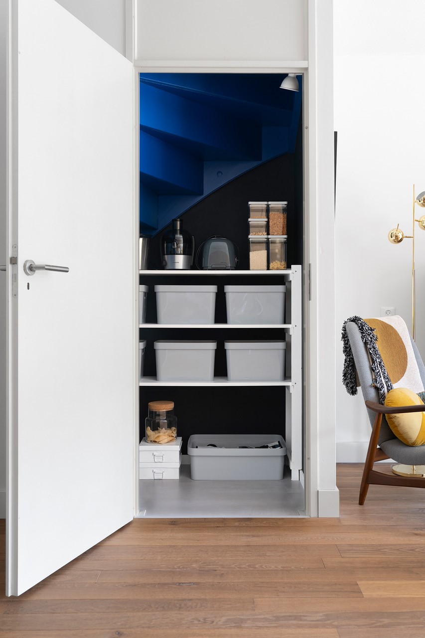 Voorraadkast make-over: opknappen en inrichten