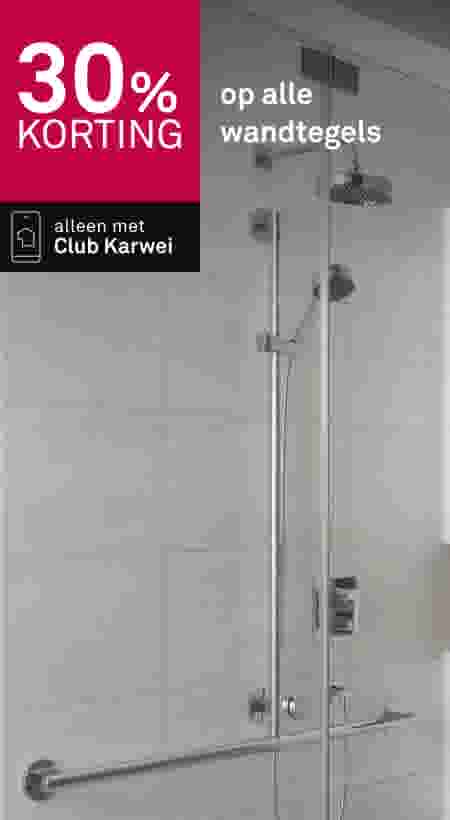 Moderne badkamer met chromen doucheset en wandtegels, 30% korting met Club Karwei
