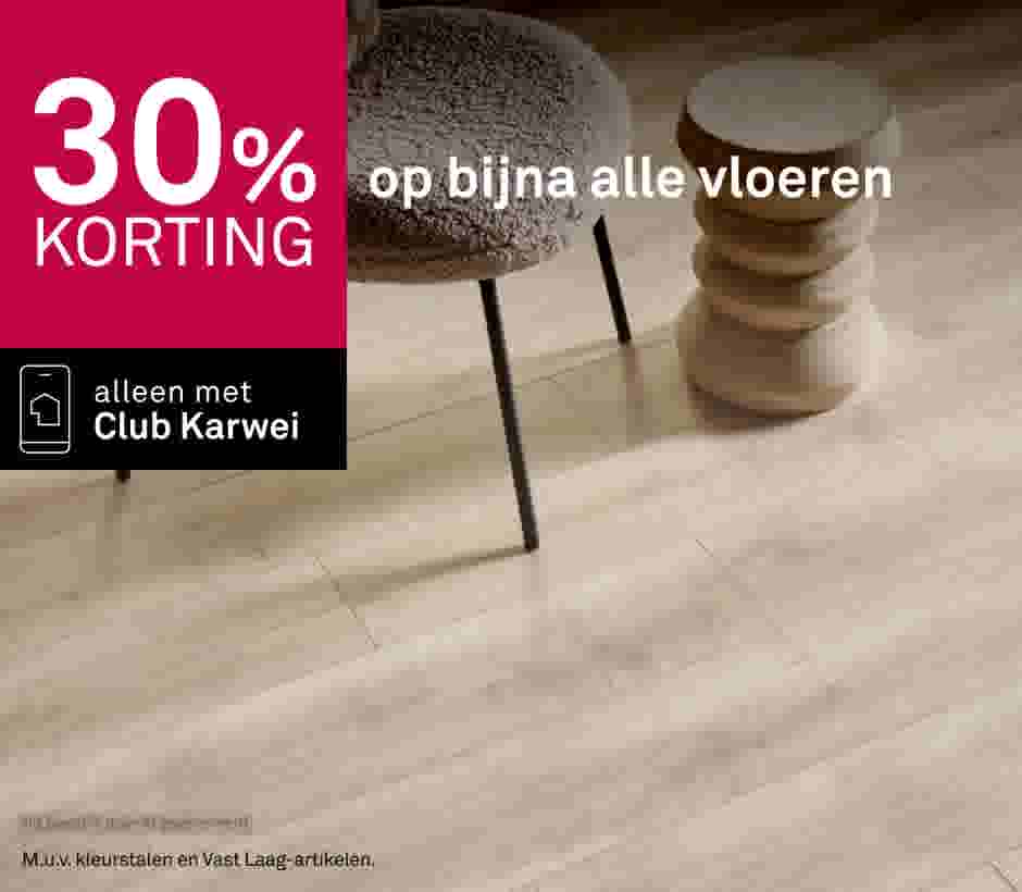Promotiebeeld met 30% korting op alle vloeren, alleen met Club Karwei, getoond op lichte houten vloer met stoel.