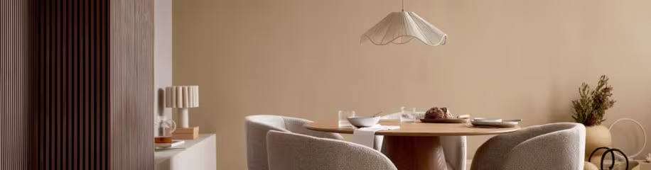 De perfecte lamp boven de eettafel: zo kies je de juiste verlichting