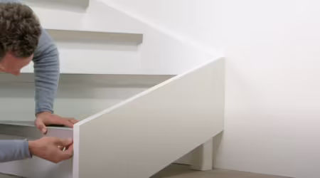 Hoe renoveer ik mijn trap met PVC vloerdelen?