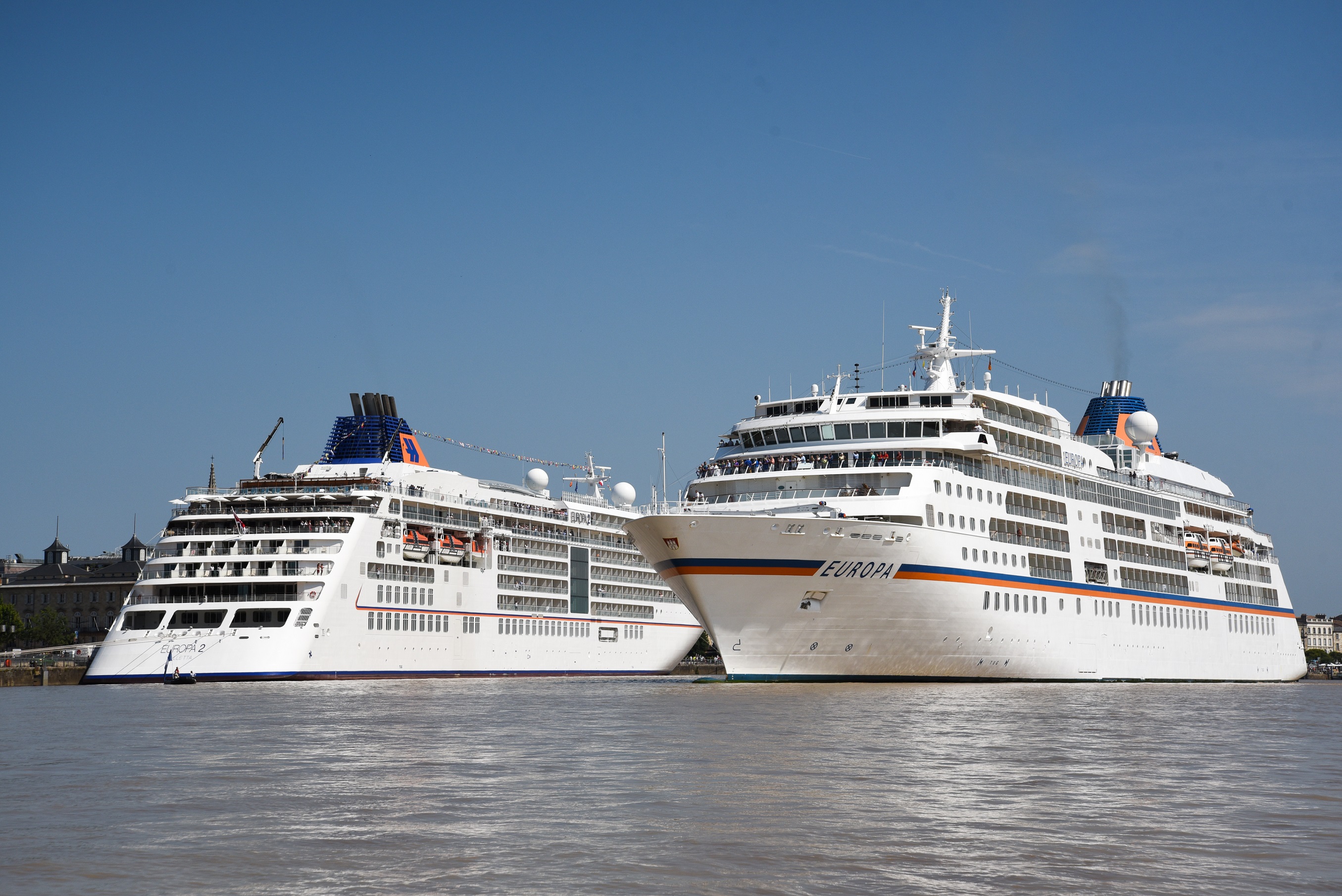 MS EUROPA und MS EUROPA 2