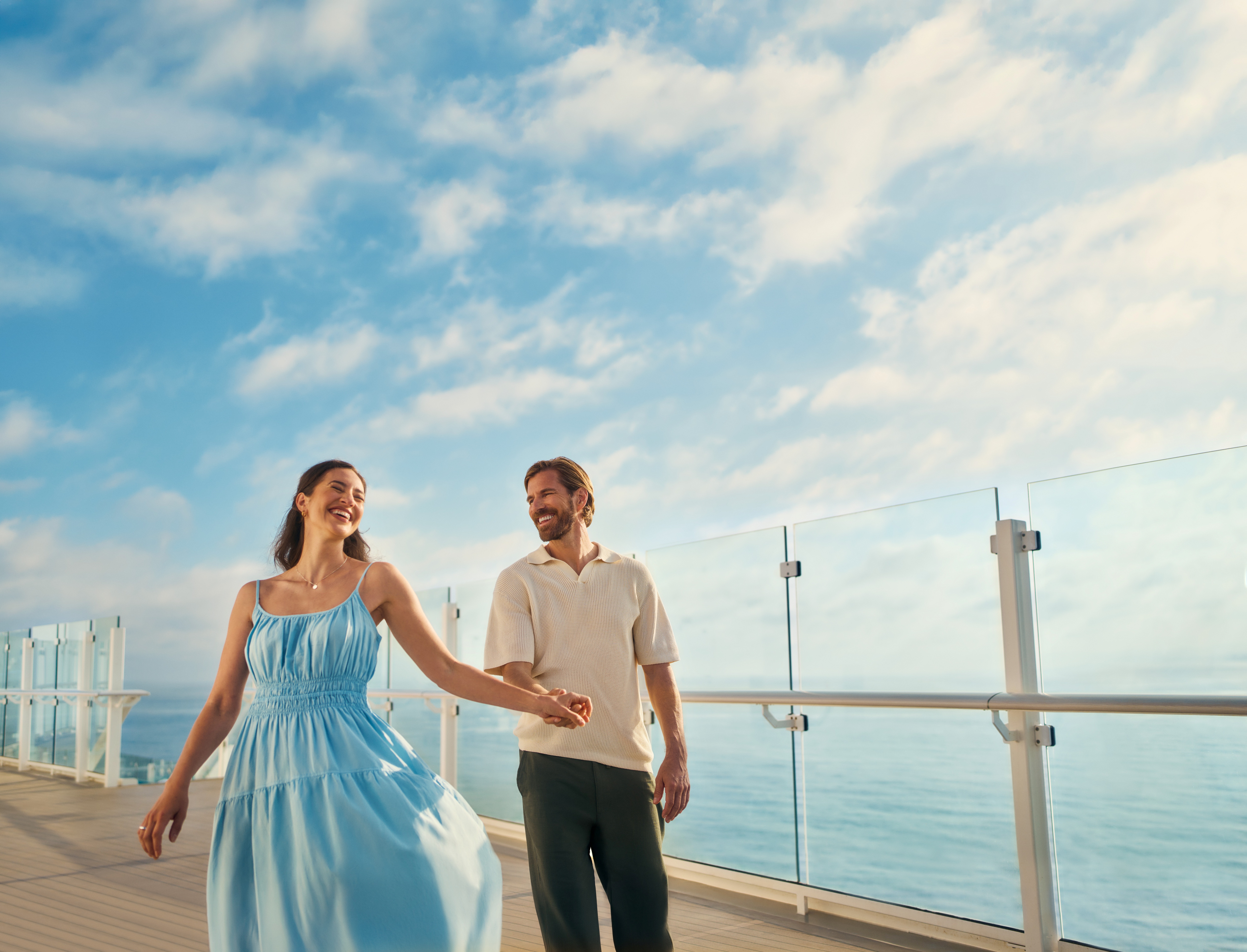 Pärchen auf dem Schiff