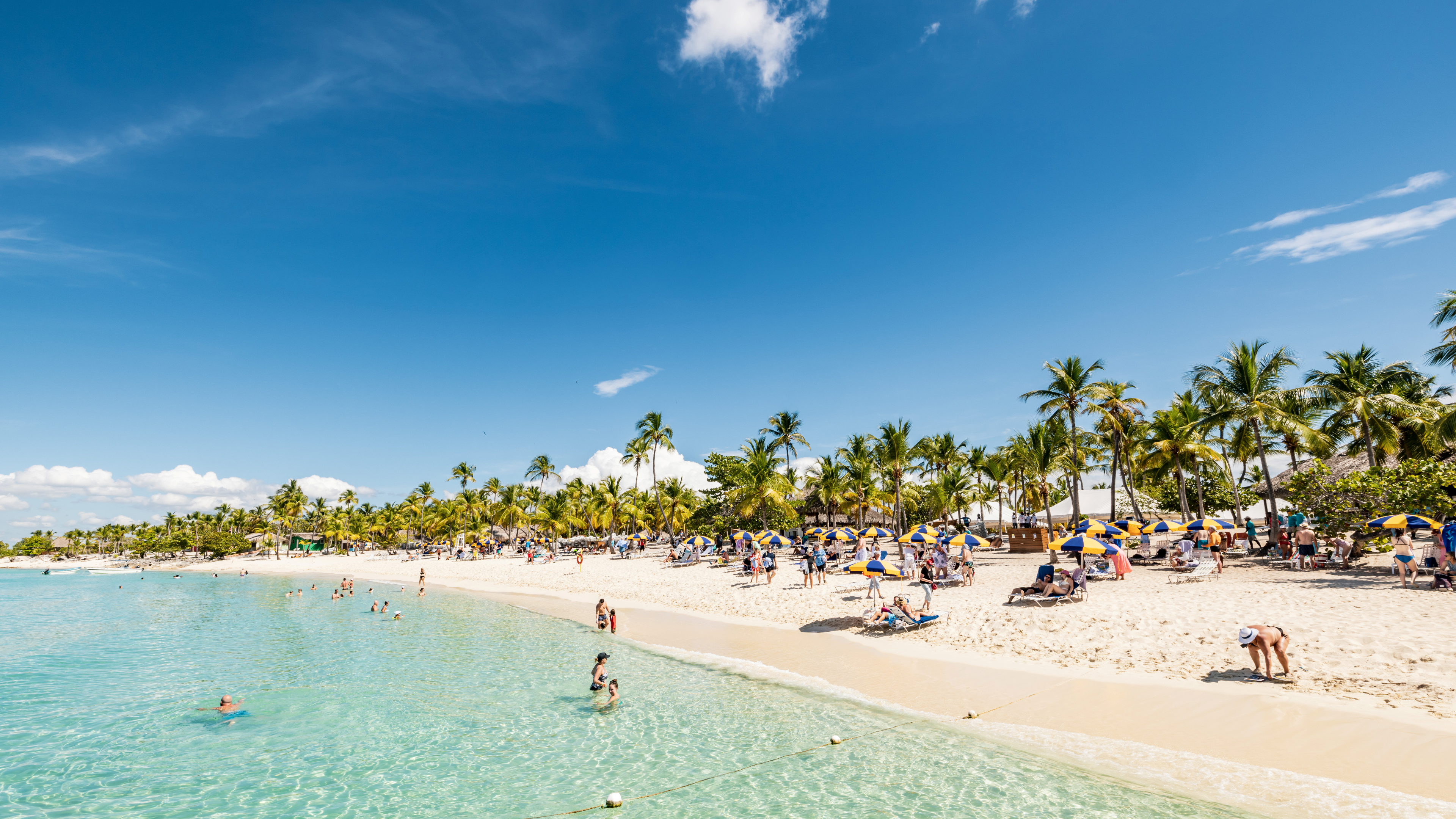 Die Mein Schiff 3 wird den Winter auf 14-tägigen Reisen ab/bis La Romana und ab/bis Montego Bay unterwegs sein. 