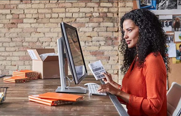 A South African motorist looking at a laptop screen to check JMPD fines online and clear their outstanding AARTO enforcement orders. A South African motorist looking at a laptop screen to check JMPD fines online and clear their outstanding AARTO enforcement orders.
