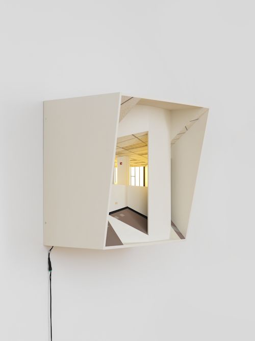 Meredith James
South 36° East (Column, Low Wall), 2025
Wood, aluminum, acrylic paint, magic sculpt, plastic film, led lights
25 x 25 x 18 inches
63.5 x 63.5 x 45.7 cm