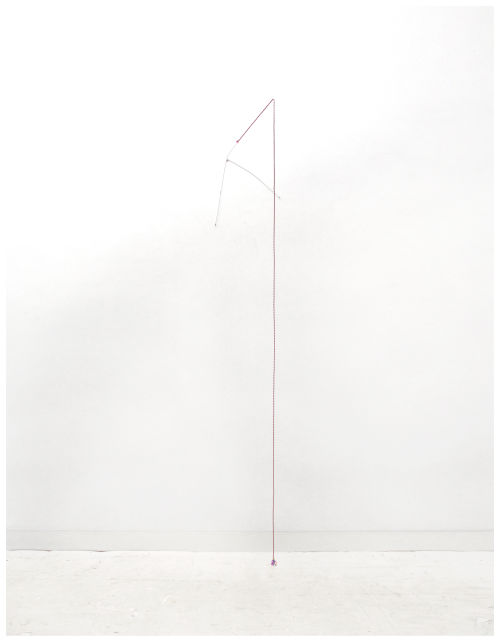 Anneke Eussen
Addicted, 2022
Metal, rope
102.36 x 21.26 x 16.14 inches
260 x 54 x 41 cm