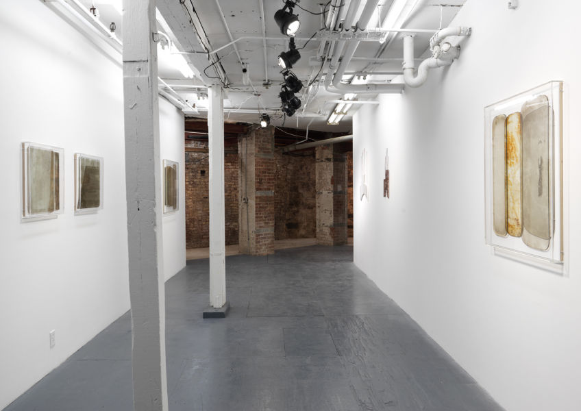 Installation view, Anneke Eussen: Present Portal, March-April 2021