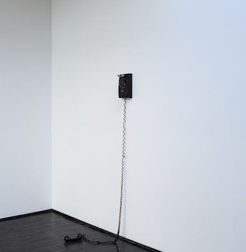 Meredith James
Bathroom Sink, 2019
Phone, ceramic, wood, acrylic paint, incandescent bulb, copper, pump, and water
6 x 2.5 x 6 inches