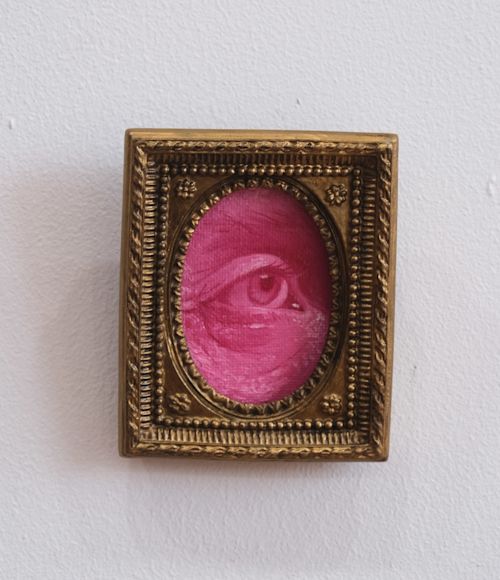 Emma Hapner
Lover's Eye VI, 2025
Oil on canvas in found frame
4 x 3.2 inches
10.2 x 8.1 cm